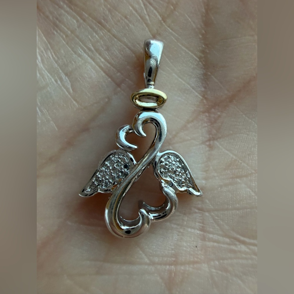 Jane Seymour:Angel Pendant. SS/925&10k Gold Pavé Diamonds Signed. MSRP $229 - Picture 3 of 4